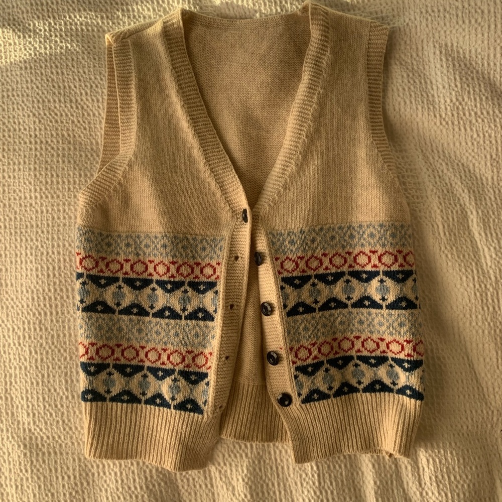 sweater vest